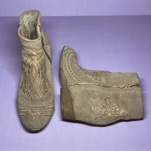 Matisse 7 Suede Ankle Bootie Leather Embroidered Western Beige Brown Block Heel